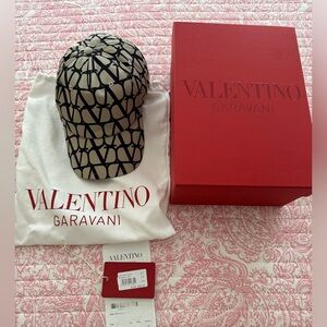 Valentino baseball hat unisex